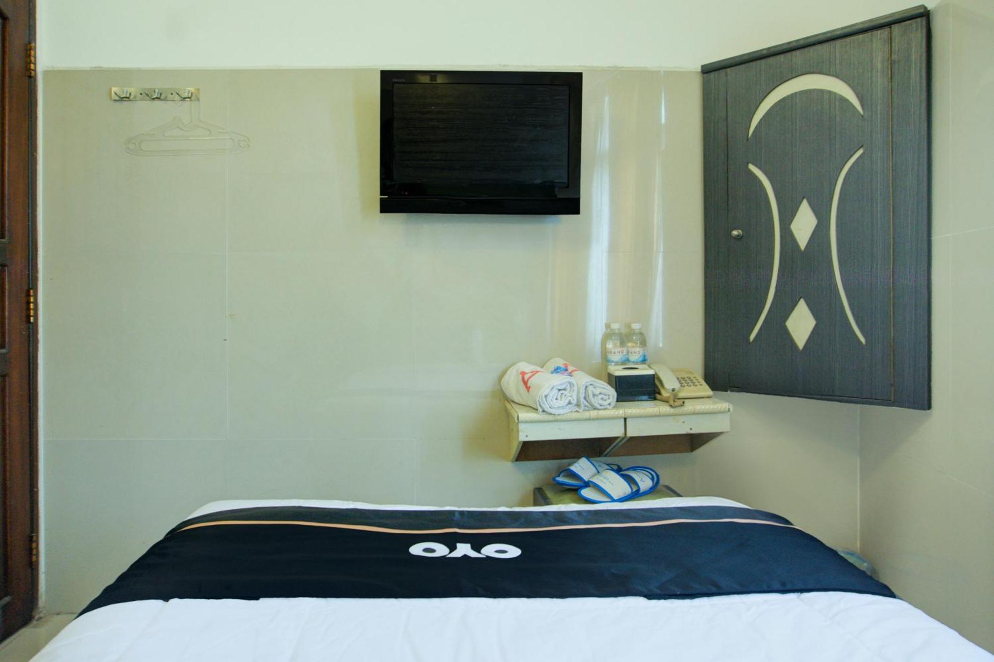 Townhouse Oak Palembang Near Jembatan Ampera Formerly Azzura Hotel Eksteriør billede